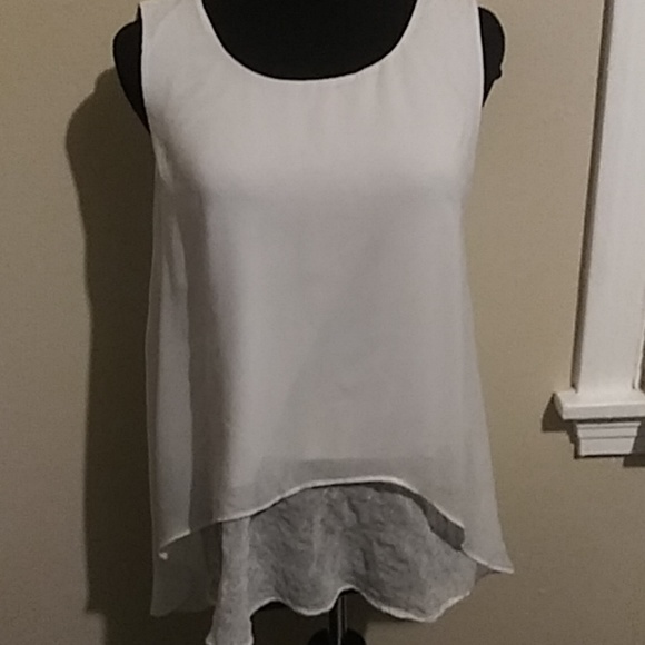 💜5/$25💜 Alfani double layer, high low small - Picture 1 of 6